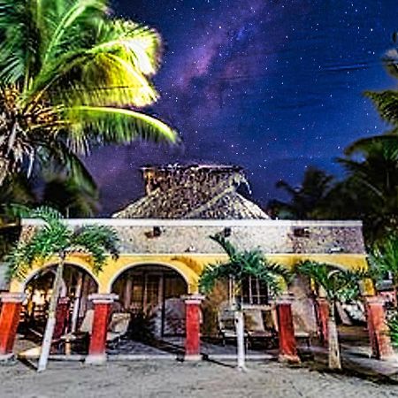 Hacienda Antigua Villa, 50m from sandy Beach El Cuyo Exteriör bild